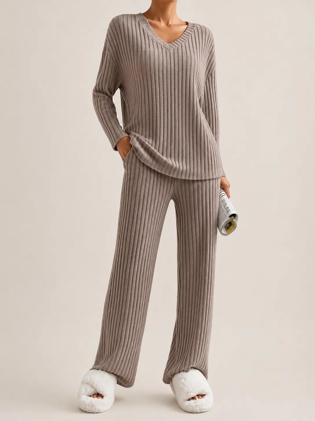Ribbed Knit Lounge Set – LÁVINE™ Cozy Two-Piece Outfit for Women