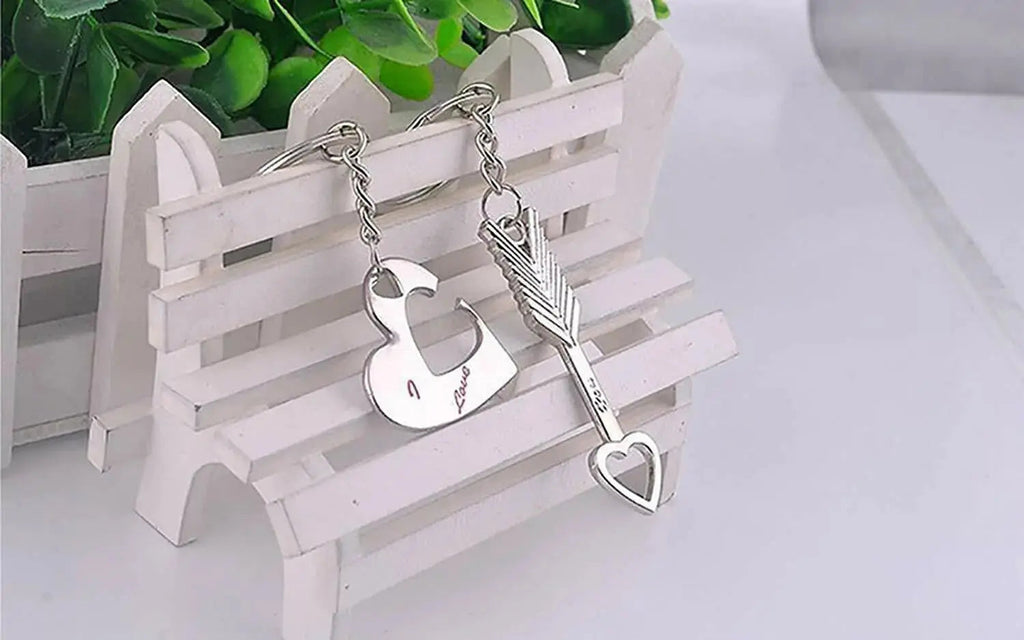 Couple Heart Keychain Set – Matching Love Keyrings for Boyfriend & Girlfriend
